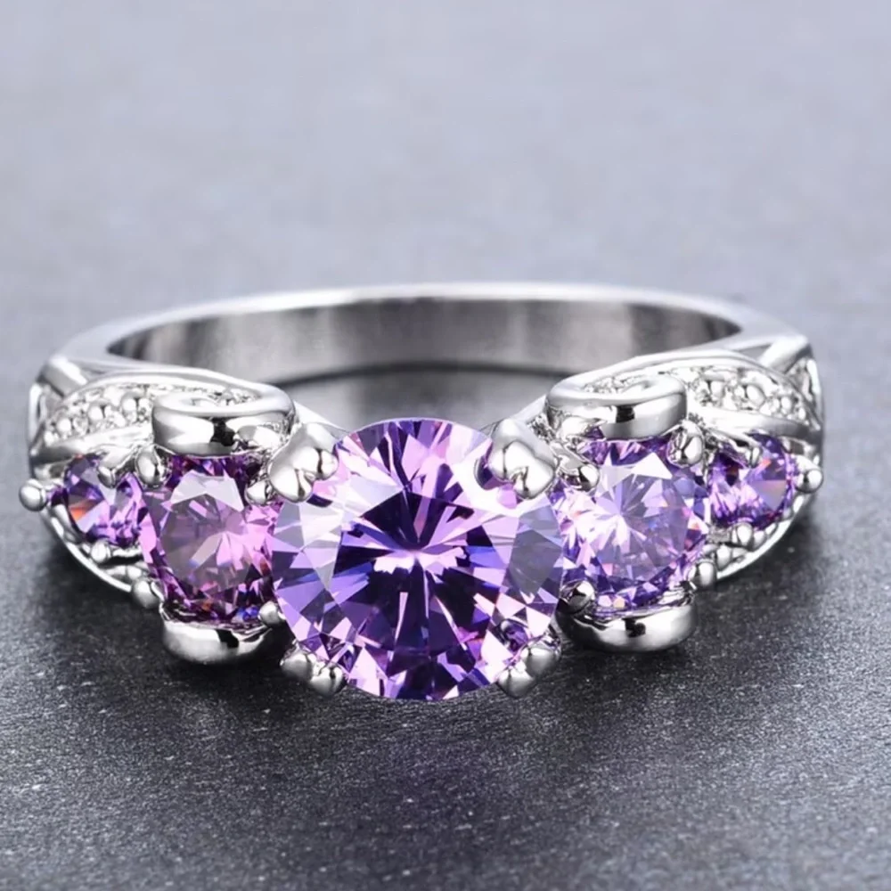 Elegant Purple Amethyst CZ Moissanite Silver Engagement Band Ring - Size 7 or 8